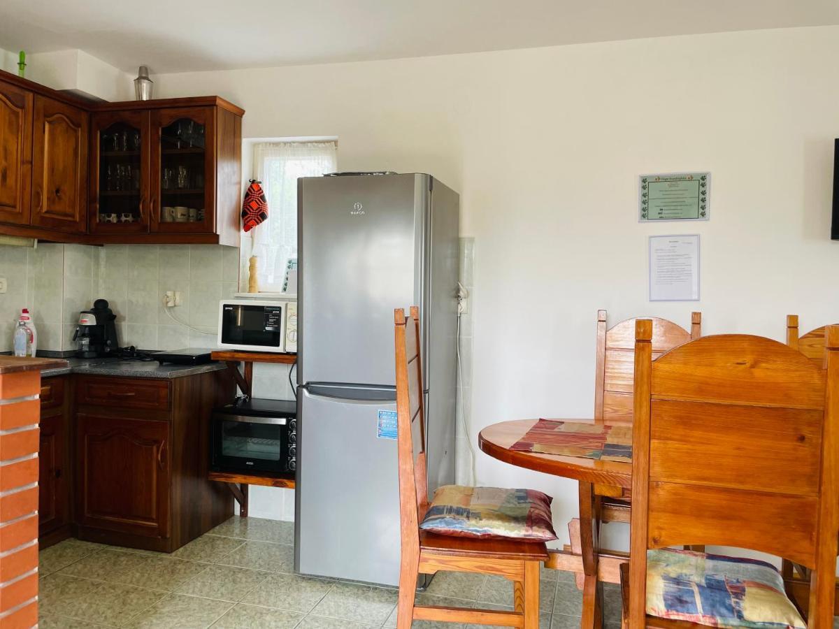 Füge Vendégház Lovas Exterior foto